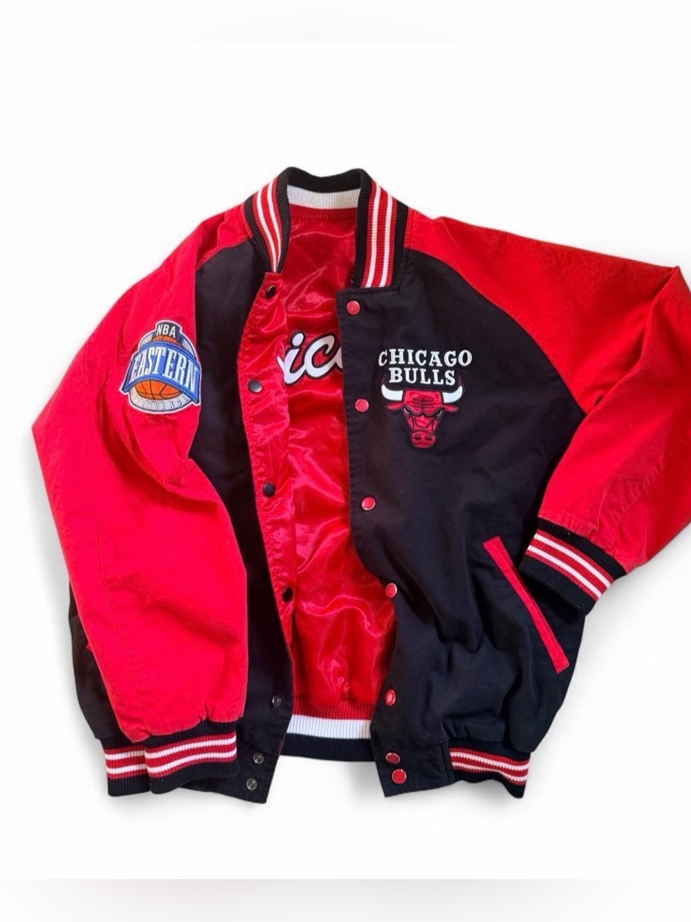Vtg rare NBA Estern Glll Chicago Bulls reversible Red & Black Varsity Jacket